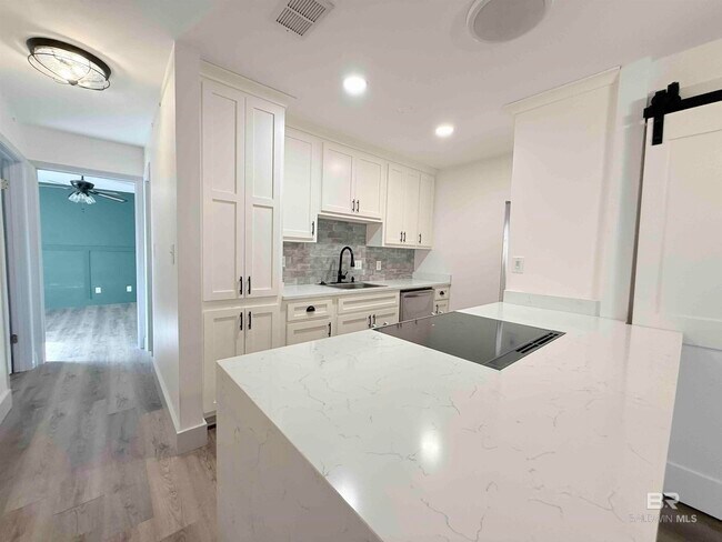 Building Photo - 500 Grant St