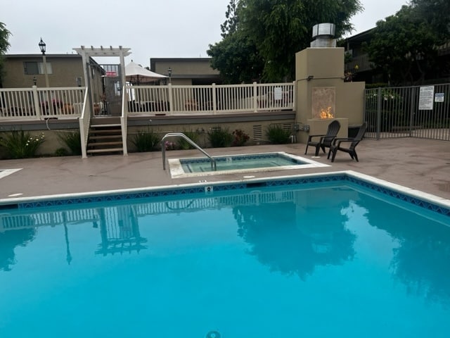 pool, jacuzzi, fire pit - 2929 W 190th St