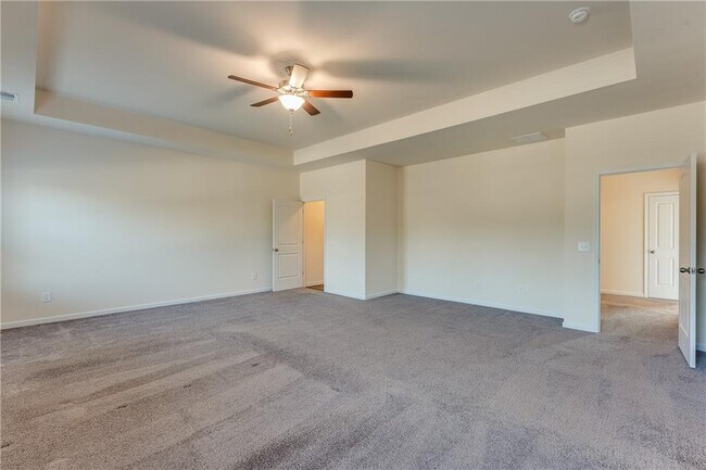 Building Photo - 5317 Burrus Ln