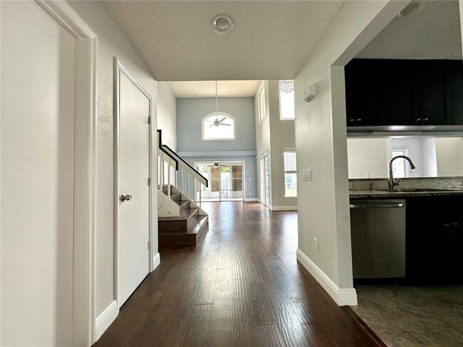 Building Photo - 1116 Timberbend Cir