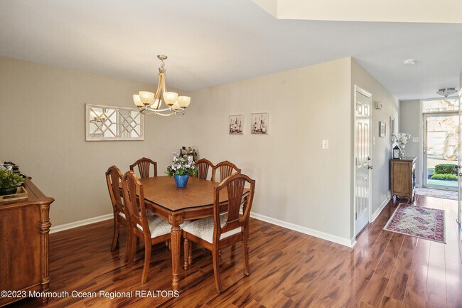 Building Photo - 192 Tarpon Dr