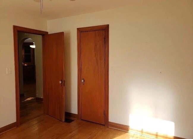Building Photo - 363 N 21st St