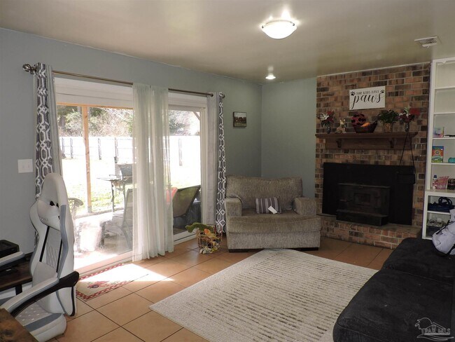 Building Photo - 435 Belle Chasse Dr