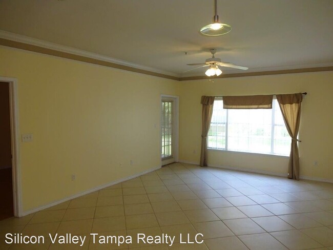 Building Photo - 4305 Bayside Village Dr