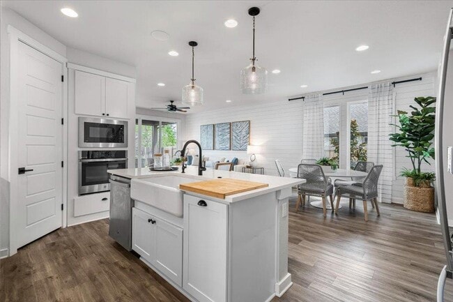 Building Photo - 6508 Velvet Leaf Ln