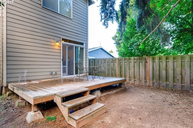 Building Photo - ***North Portland 3 bed 2.5 Single Family ...