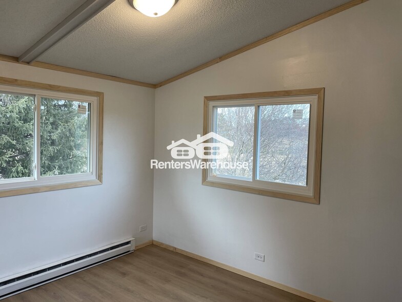 Building Photo - 684 Baker Rd