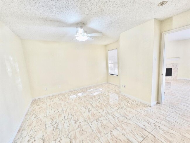 Building Photo - 2750 Holly Hall St