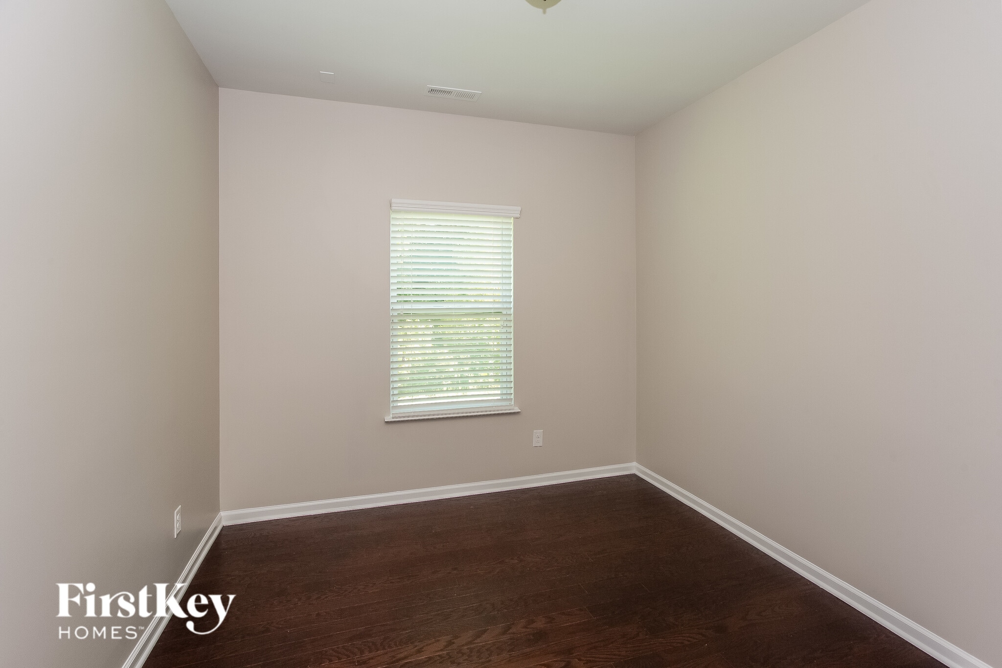 Building Photo - 4018 Martele Dr