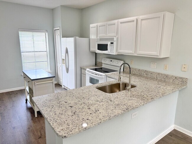 Building Photo - 237 Syrah Way