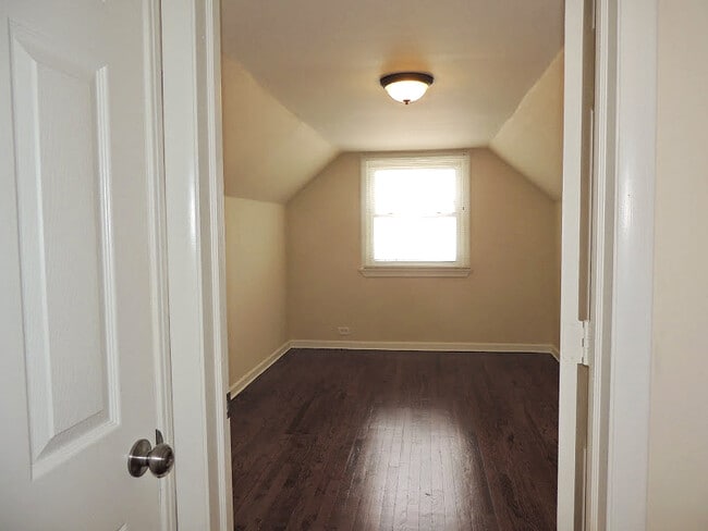 Building Photo - 4 Bed - 1.5 Bath Cape Cod for Rent in Eucl...