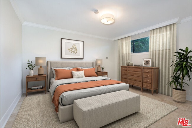 Building Photo - 9323 Burton Wy