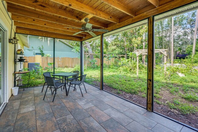 Building Photo - 10444 Copperwood Dr