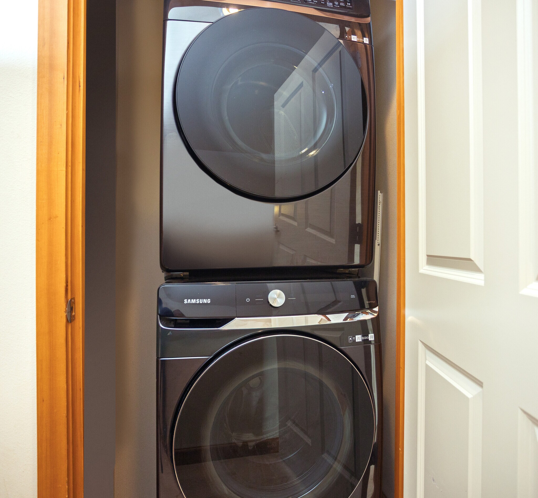 Building Photo - 3314 Wetmore Ave S