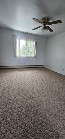 Main Bedroom - 5001 W 82nd Ct
