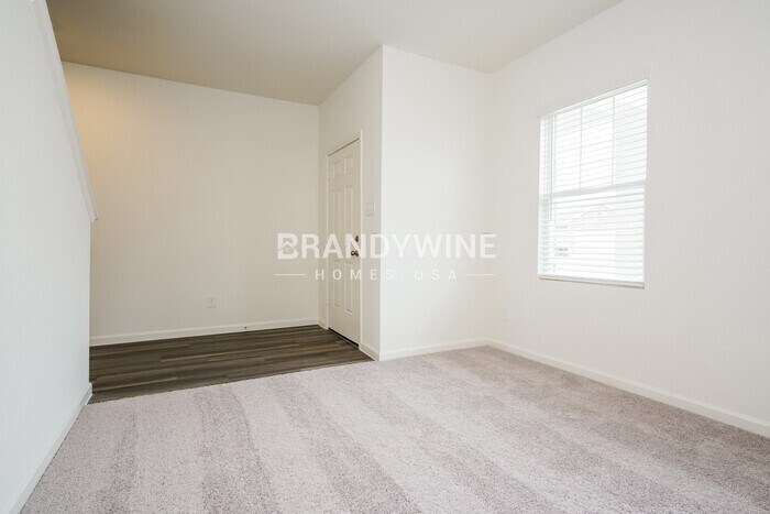 Building Photo - 8256 Muscovy Dr