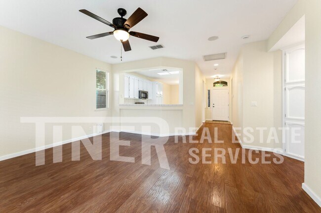 Building Photo - 149 Canberra Ct