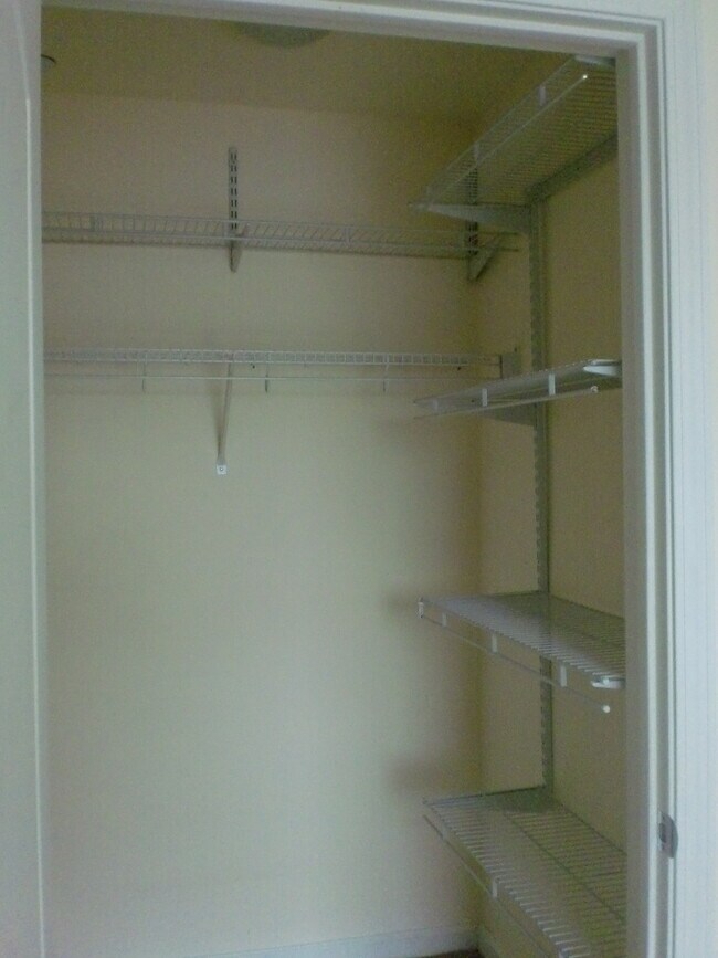 good sized walk in closet - 1315 Alma Ave
