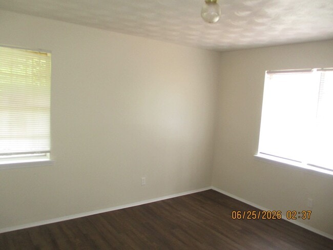 Building Photo - 503 Jefferies Ave