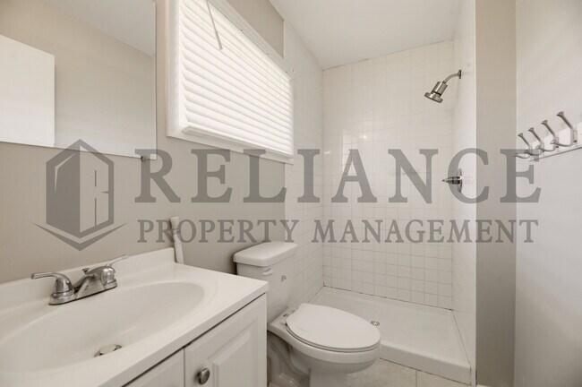 Building Photo - 9711 W Birch Ln