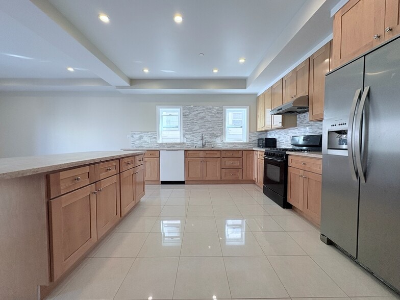 Large kitchen with generous sized island and plenty of cabinets - 109 Hillcrest Dr
