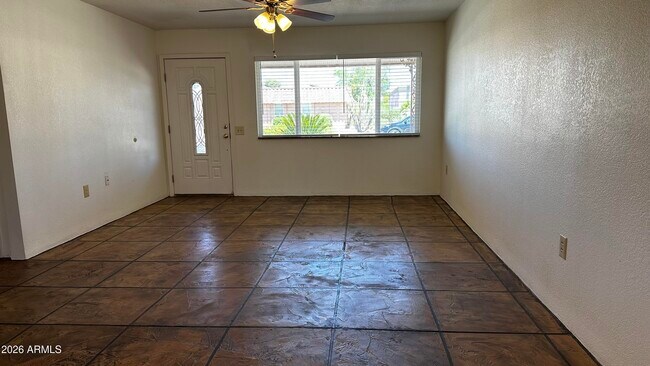 Building Photo - 14630 N Cameo Dr