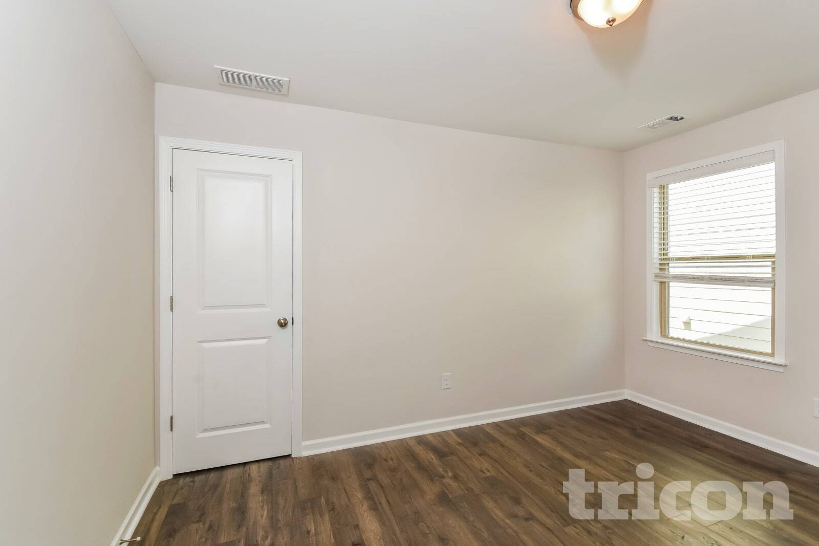 Building Photo - 151 Chapelcrest Ln