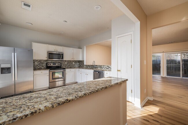 Building Photo - charming 3-bedroom, 2.5-bathroom townhome