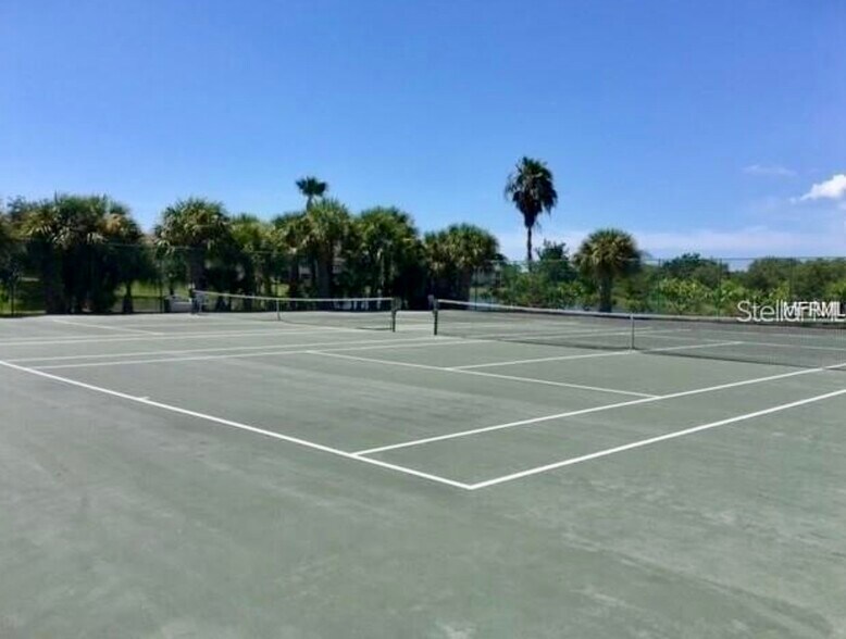 Building Photo - 10036 63rd Ave N