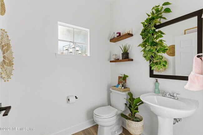 Building Photo - 7990 Baymeadows Rd E