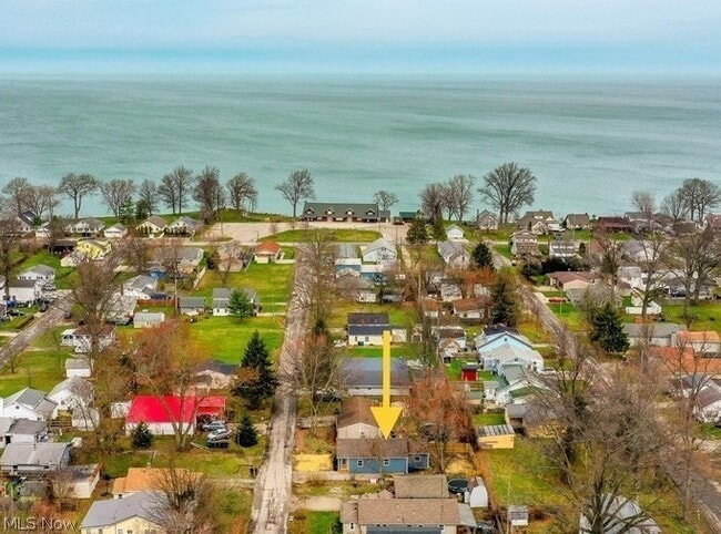 Building Photo - 303 Delamere Rd