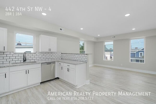 Building Photo - 442 4th St NW