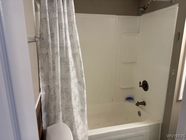 Building Photo - 4444 Main St