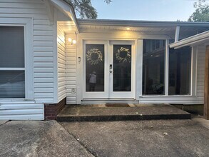 Building Photo - 2321 N Calion Rd