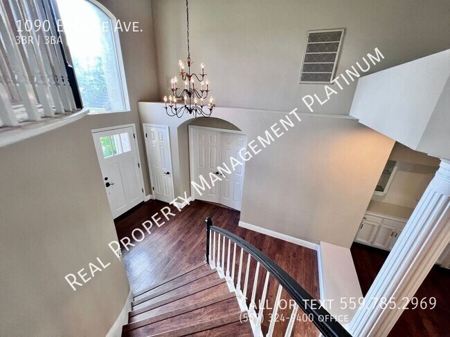 Building Photo - 1090 E Cole Ave