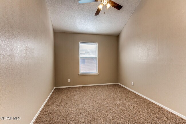 Building Photo - 5954 Katelyn Gray Cir