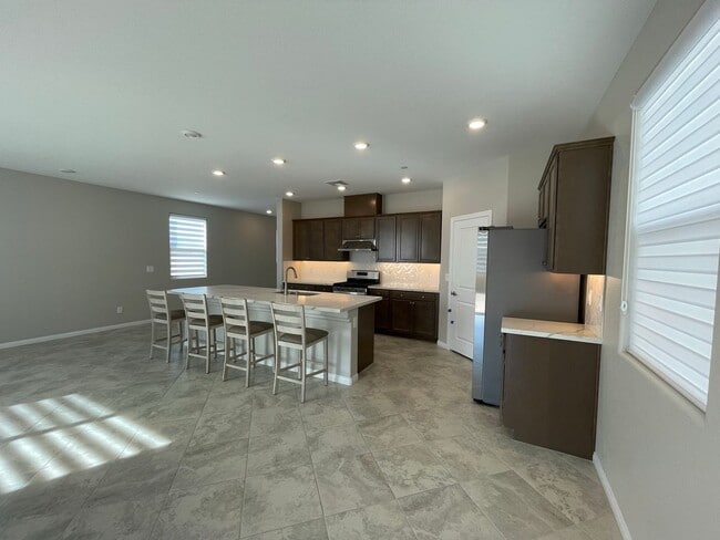 Building Photo - Gorgeous 2 Story Home in Gated Community!