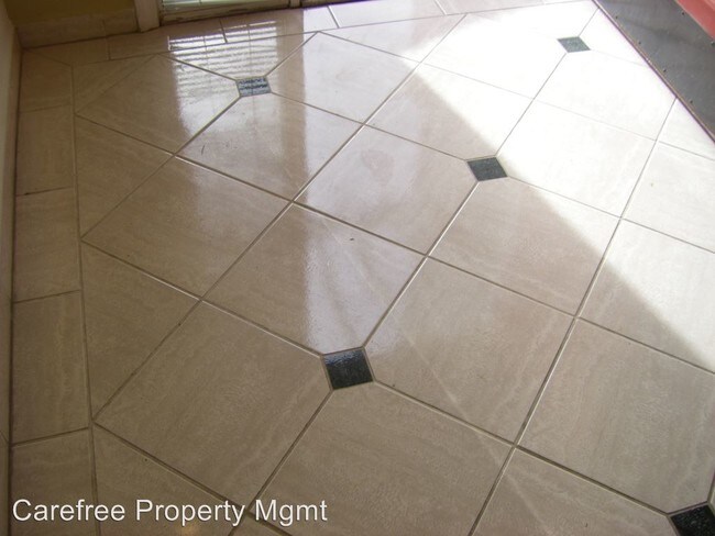 Building Photo - 15760 SW Flagstone Dr