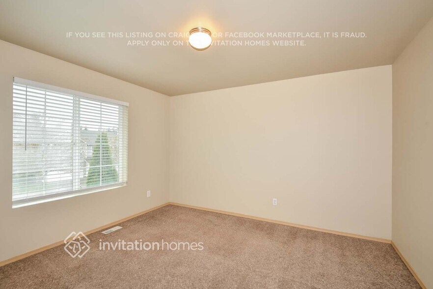 Building Photo - 5019 200th St Ct E