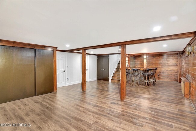 Building Photo - 5 Hilltop Ave