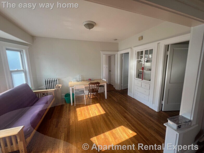 Building Photo - 73 Frederick Ave