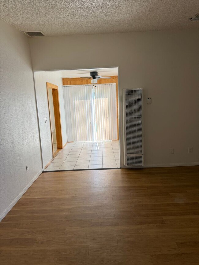 Building Photo - 3BD/2BA Single Family Home with POOL! –  $300 OFF FIRST MONTHS RENTS