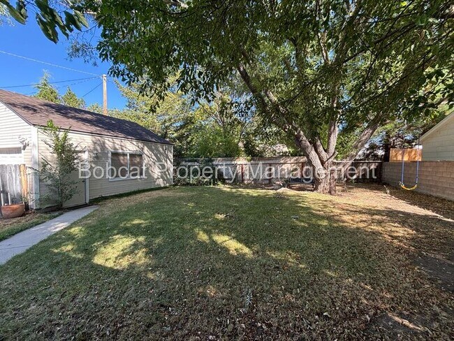 Building Photo - 509 Westview Ave