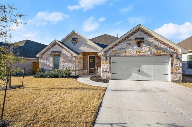 Building Photo - 120 Red Granite Rd