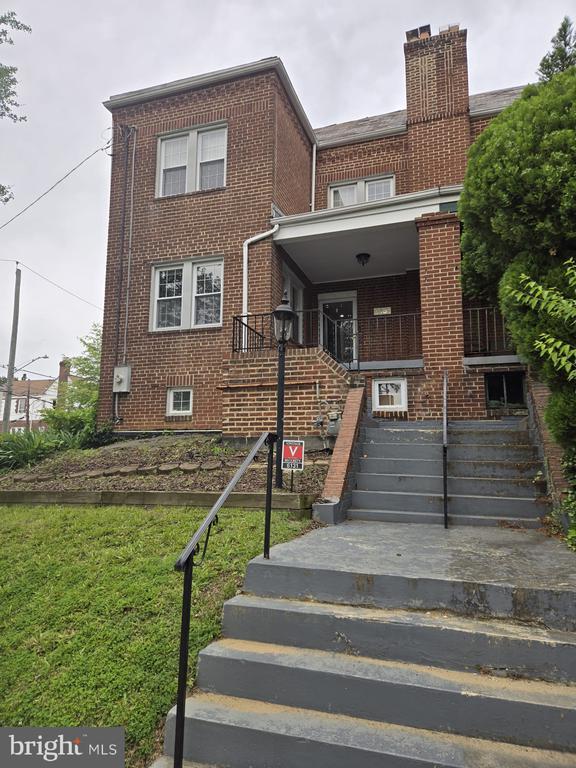 Building Photo - 6131 14th St NW
