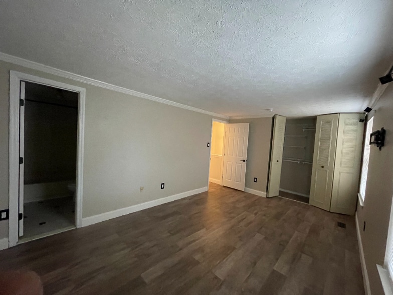 Building Photo - 7872 St Bridget Ln
