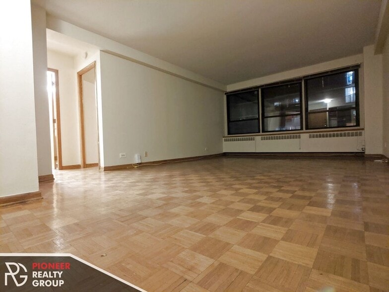 Building Photo - 4180 N Marine Dr