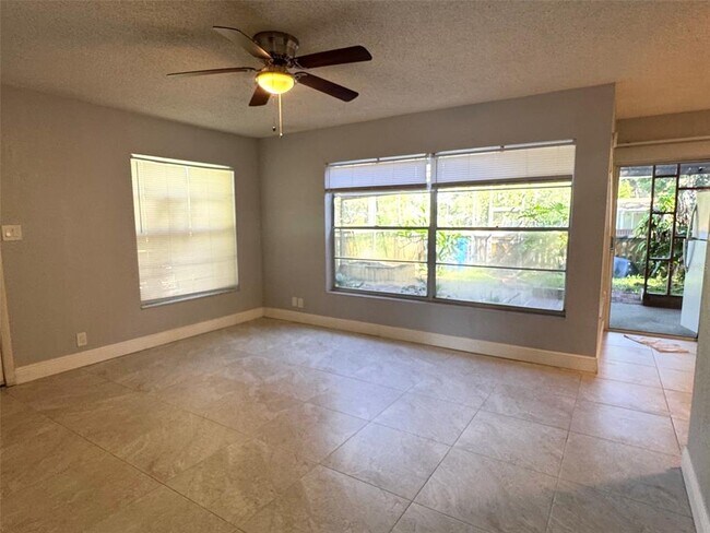 Building Photo - 14649 Pine Glen Cir