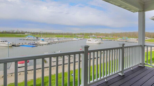 Building Photo - 230 Leeward Way