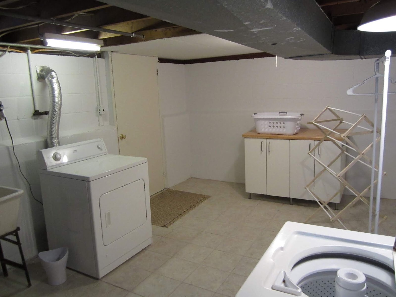 Building Photo - 25 Westview Ave